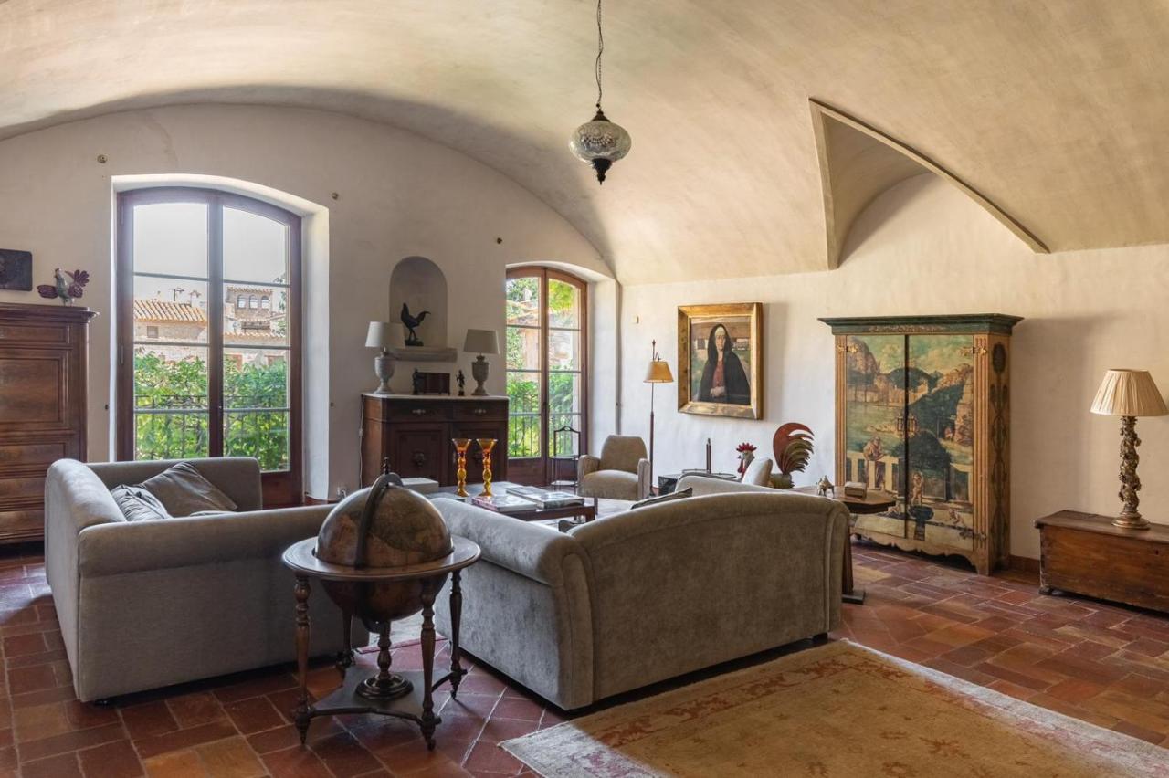 El Palauet De Monells - Adults Only Hotel Bagian luar foto