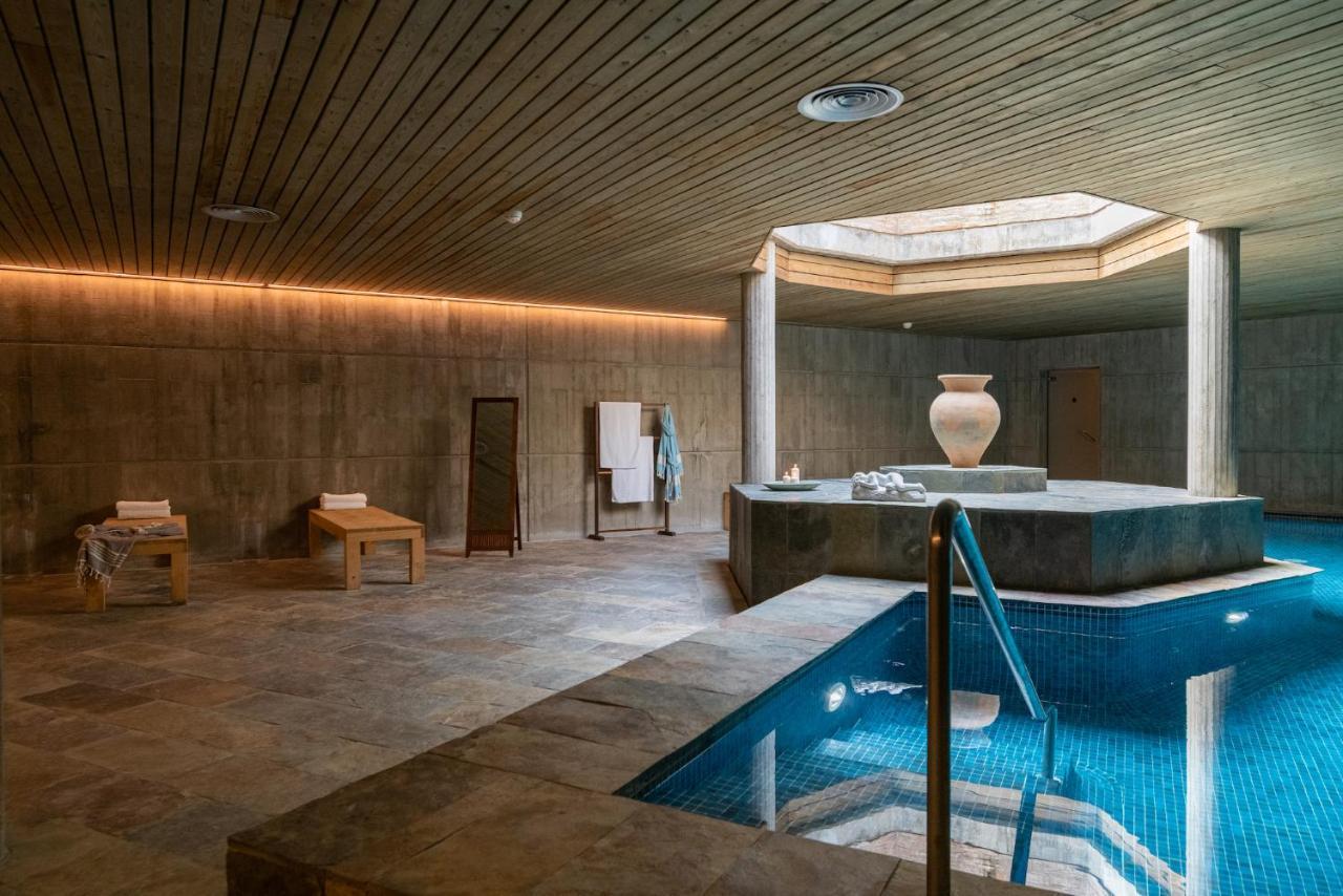 El Palauet De Monells - Adults Only Hotel Bagian luar foto